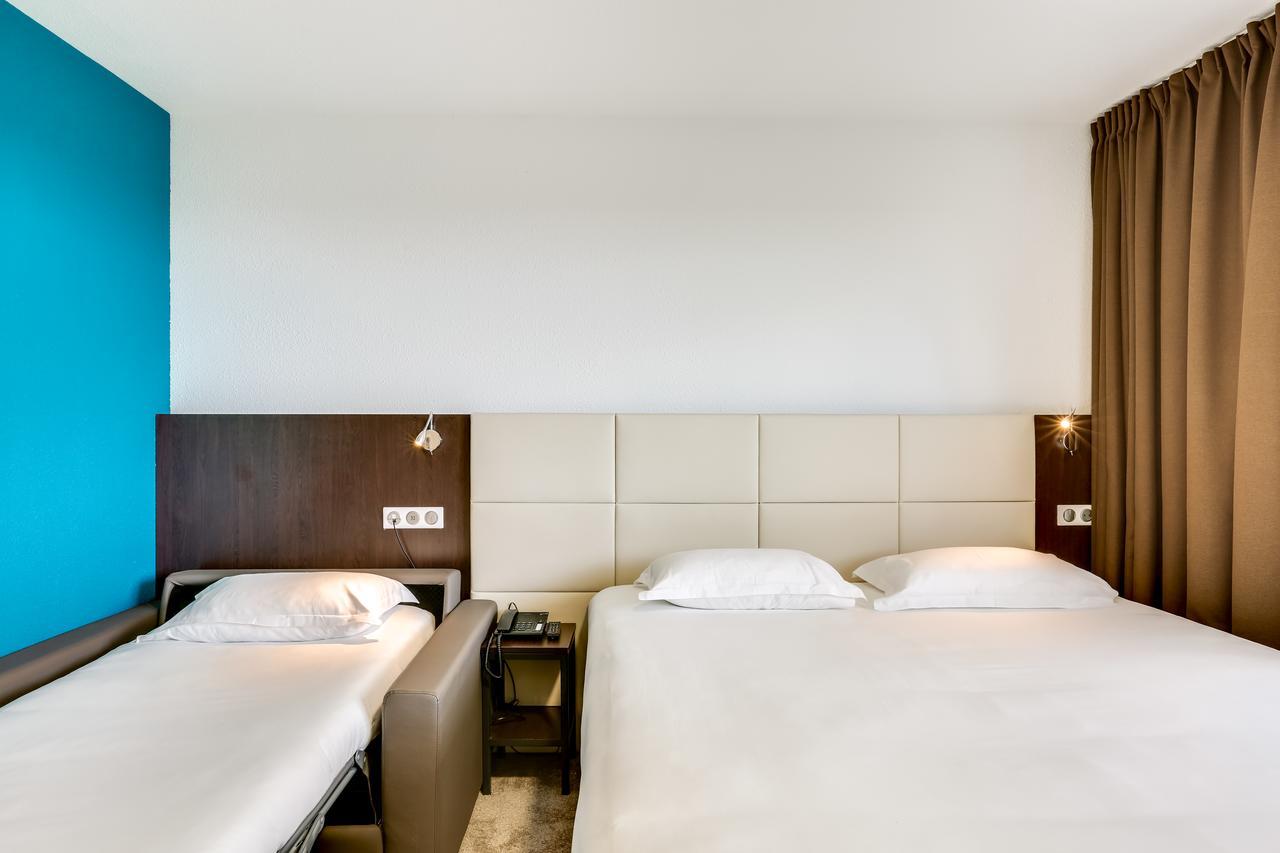 อินิเชียล บาย บัลลาแด็ง ก็อง เมโมเรียล Hotel ภายนอก รูปภาพ